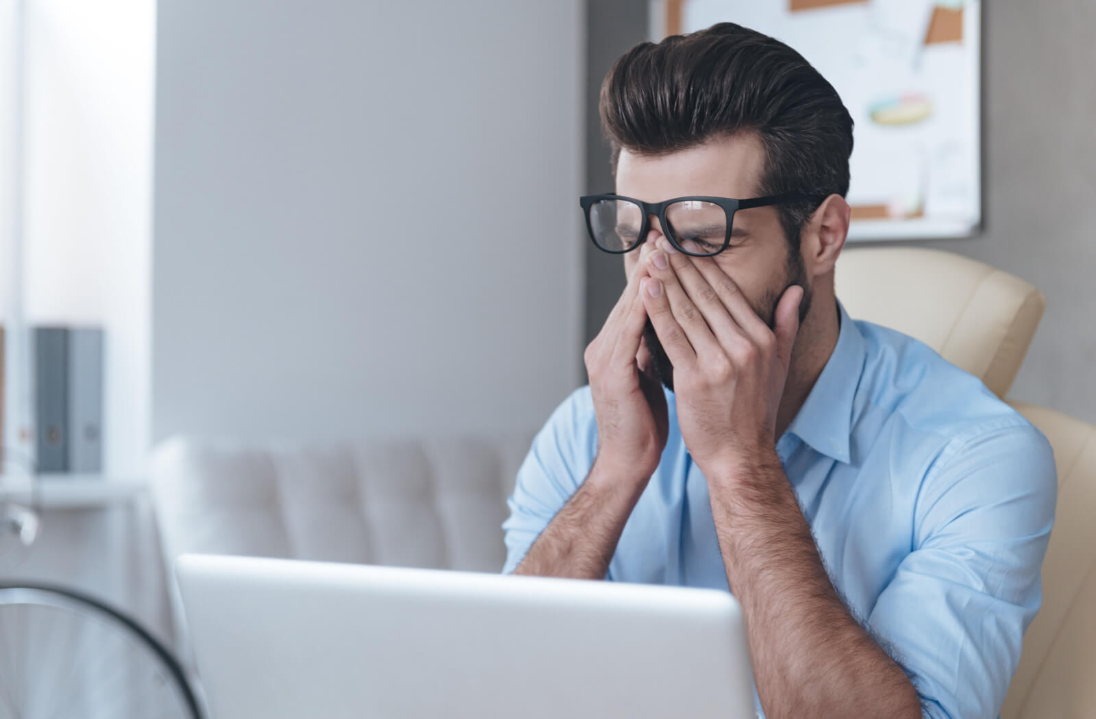 Why Do My Glasses Give Me a Headache? | Chula Vista, CA